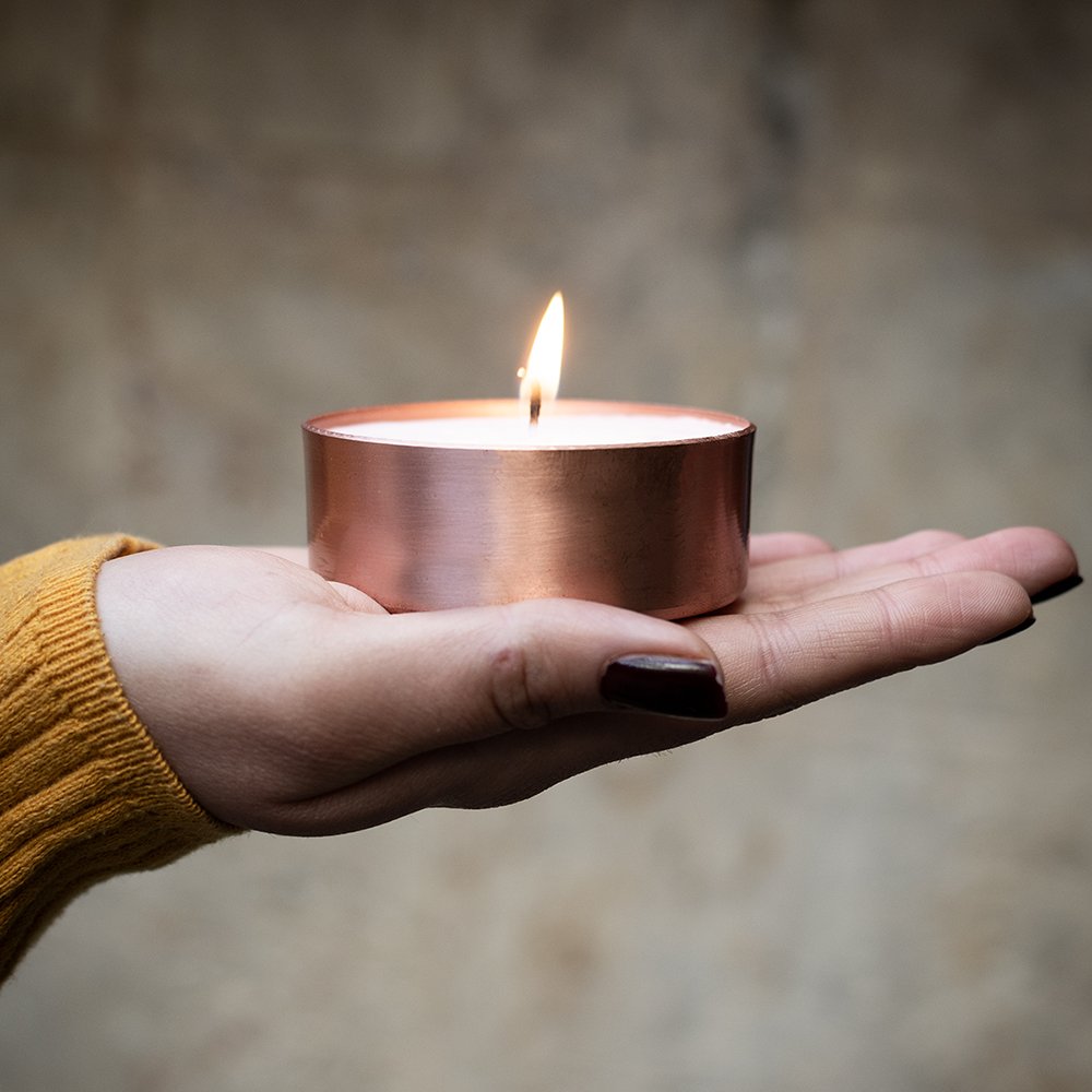 bakır kapta el yapımı mum